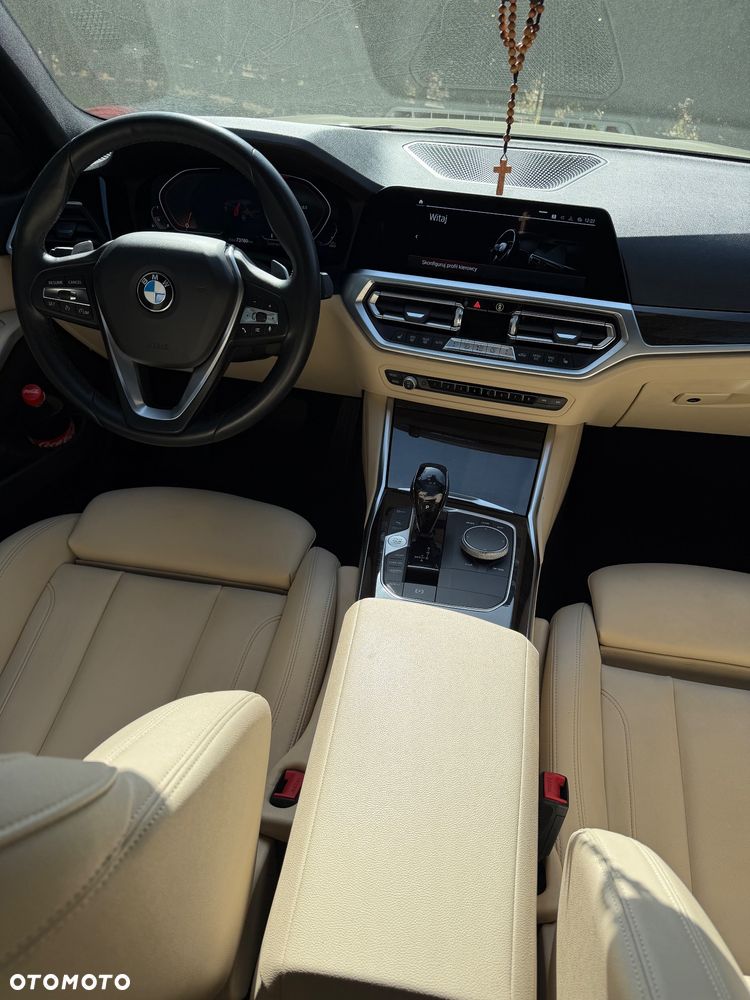 BMW Seria 3 330i - 19