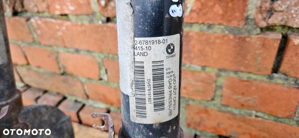 BMW X5 E70 Amortyzator tył tylny prawy lewy 6781922 6781921 Sprężyna tył Sprężyny tylne Amortyzator przód prawy lewy Amor przedni prawy przedni lewy 6781918 - 8