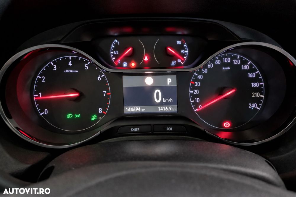 Opel Grandland X 1.2 Turbo START/STOP Aut. Ultimate - 22