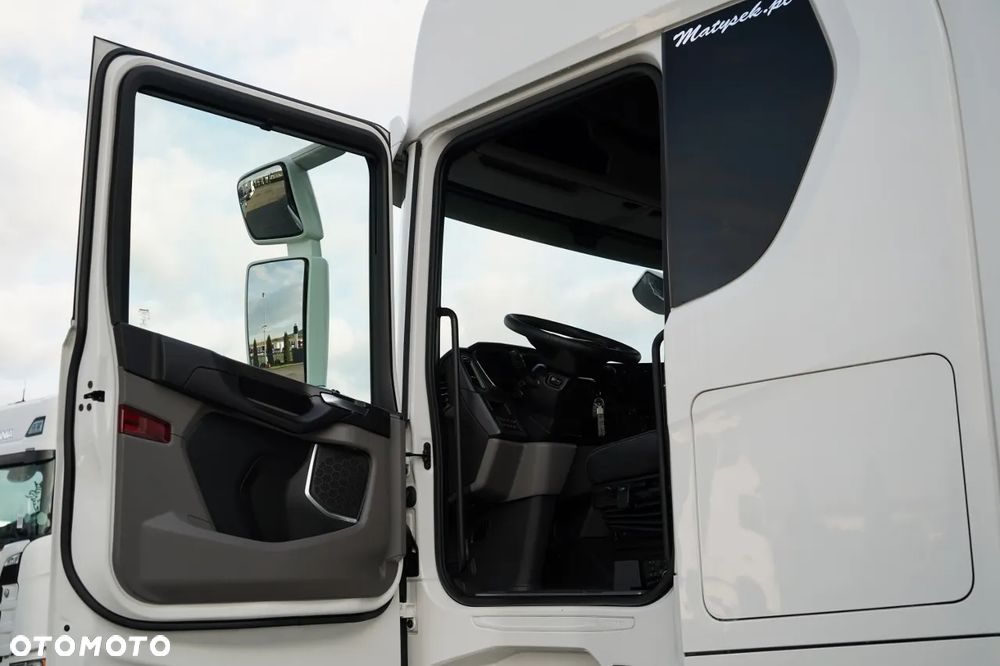 Scania S 500 / RETARDER / KLIMA POSTOJOWA / CAŁA NA PODUSZKACH  / SKÓRY - 23