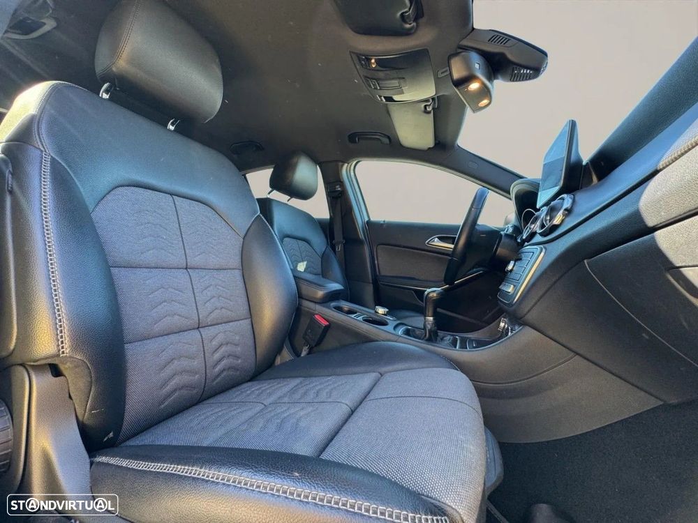 Mercedes-Benz GLA 180 CDi Urban - 17