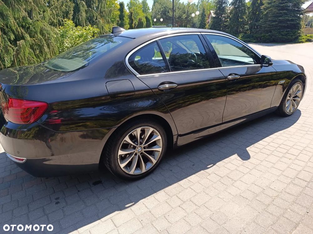 BMW Seria 5 520d xDrive Modern Line - 4