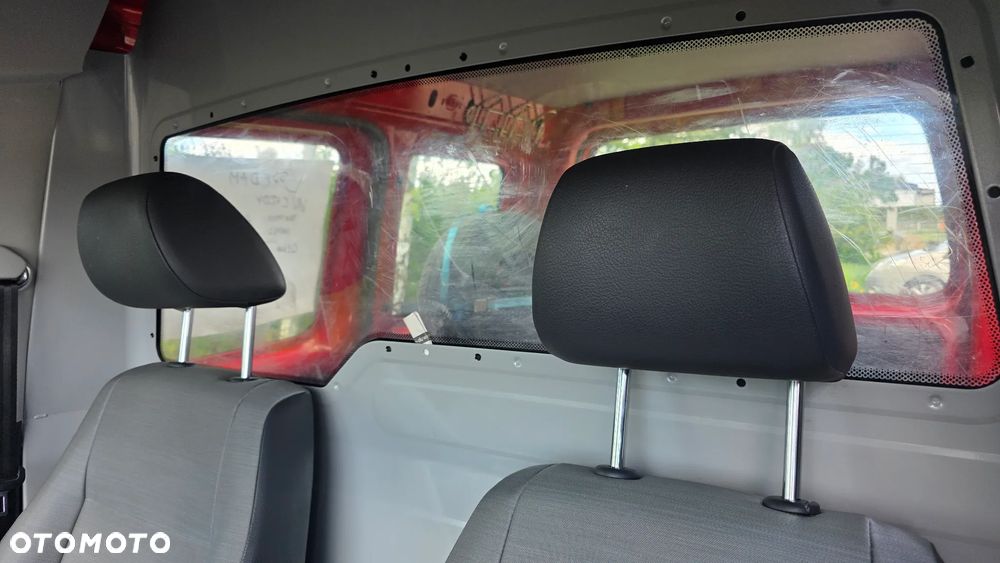 Volkswagen Caddy - 15