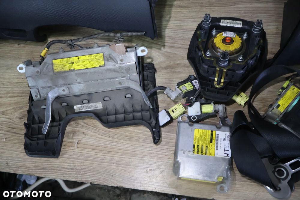 TOYOTA YARIS II LIFT 09-11 DESKA ROZDZIELCZA KONSOLA PASY AIRBAG KOMPLET EUROPA - 4