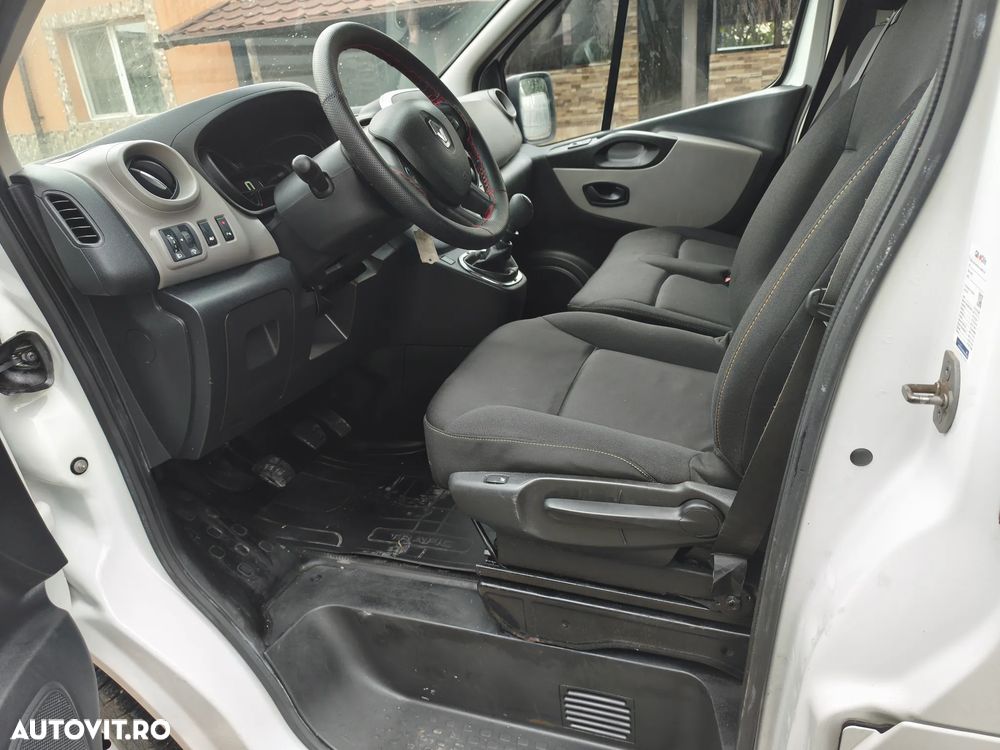 Renault Trafic Combi L2H1 7+1 Expression - 7