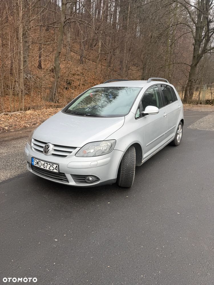 Volkswagen Golf Plus 1.9 TDI DPF Comfortline - 1