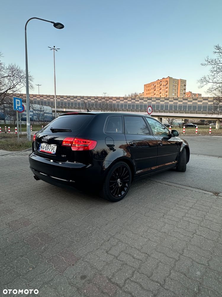 Audi A3 Sportback 1.8 TFSI Ambition - 4