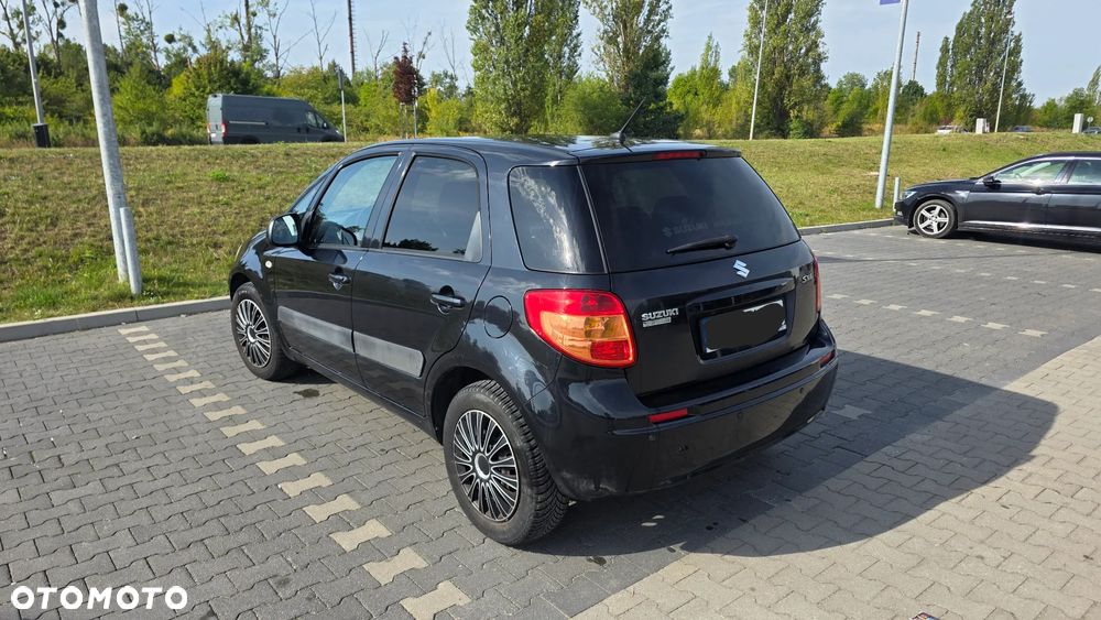 Suzuki SX4 - 5