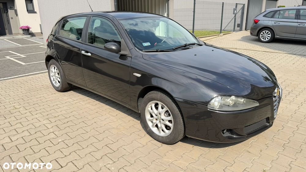 Alfa Romeo 147 - 7