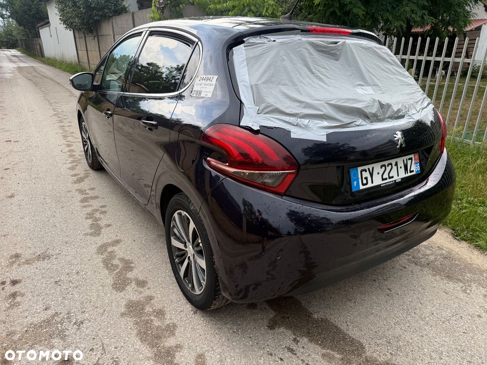 Peugeot 208 1.2 PureTech Allure S&S - 5