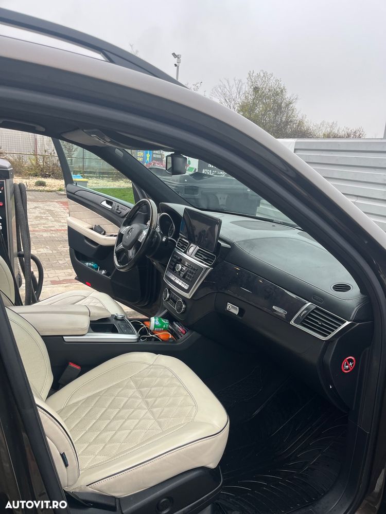 Mercedes-Benz ML - 6