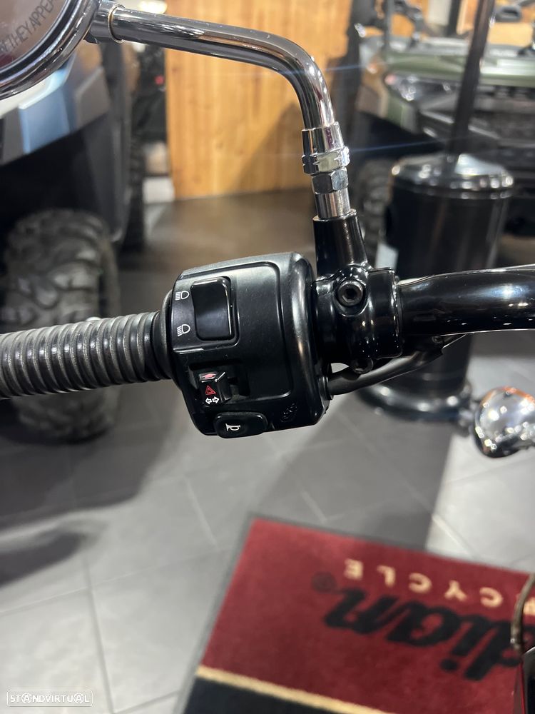 Indian Scout Sixty Classic - 11