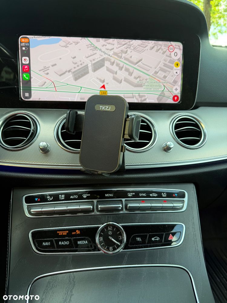 Mercedes-Benz Klasa E 220 d 9G-TRONIC - 13
