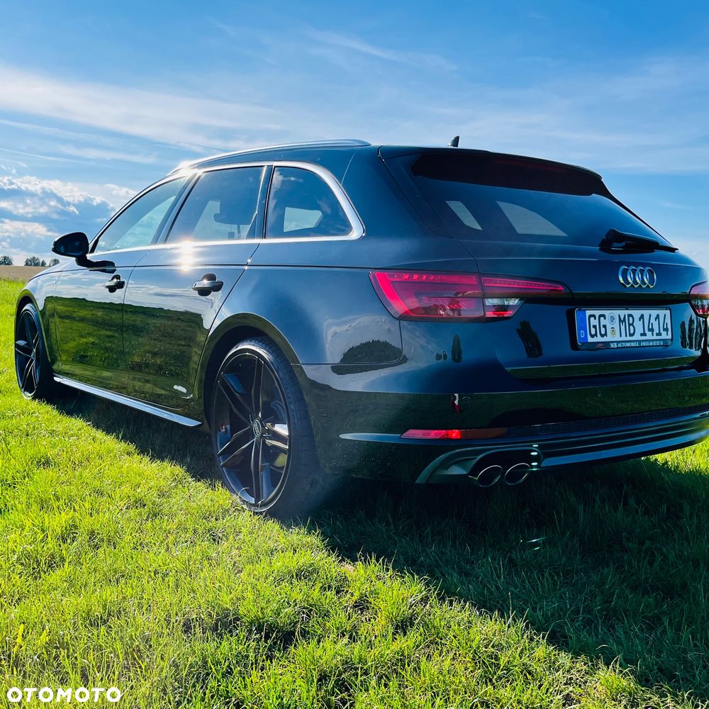 Audi A4 Avant 2.0 TDI DPF clean diesel multitronic S line Sportpaket - 27