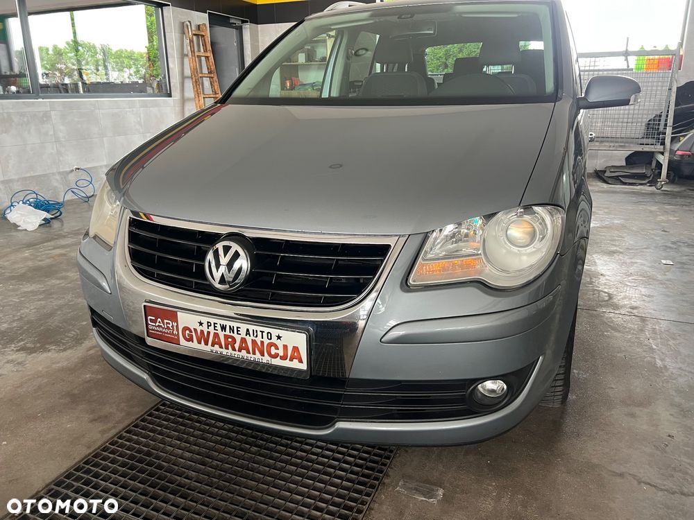 Volkswagen Touran 2.0 TDI DPF BlueMotion Technology Comfortline - 2