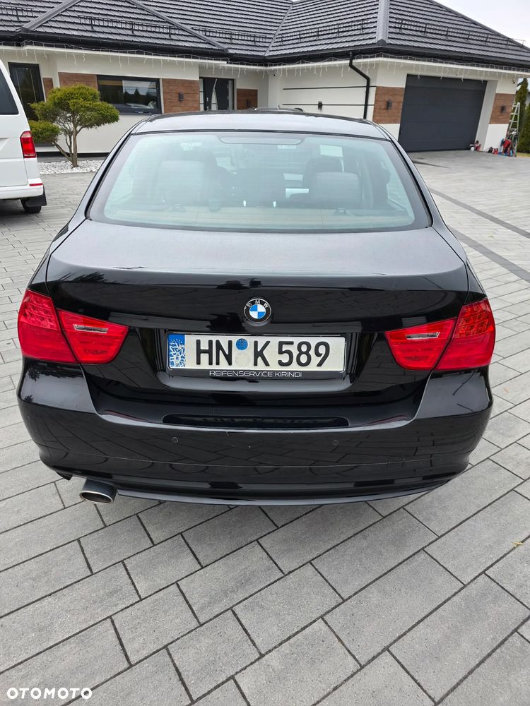 BMW Seria 3 318d DPF - 14