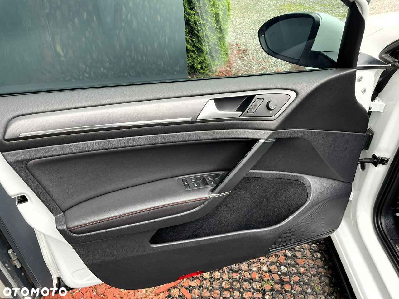 Volkswagen Golf GTI 2.0 TSI OPF DSG Performance - 12