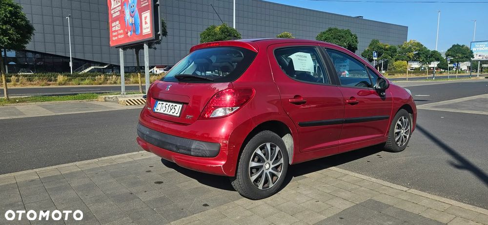 Peugeot 207 - 3