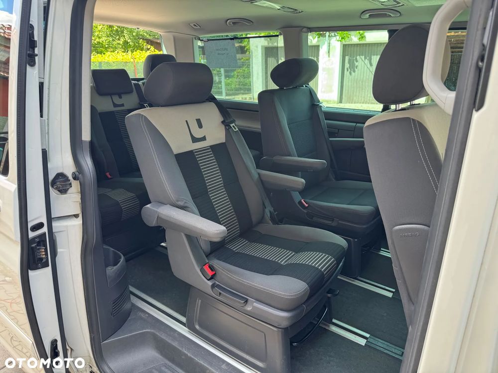 Volkswagen Multivan - 19