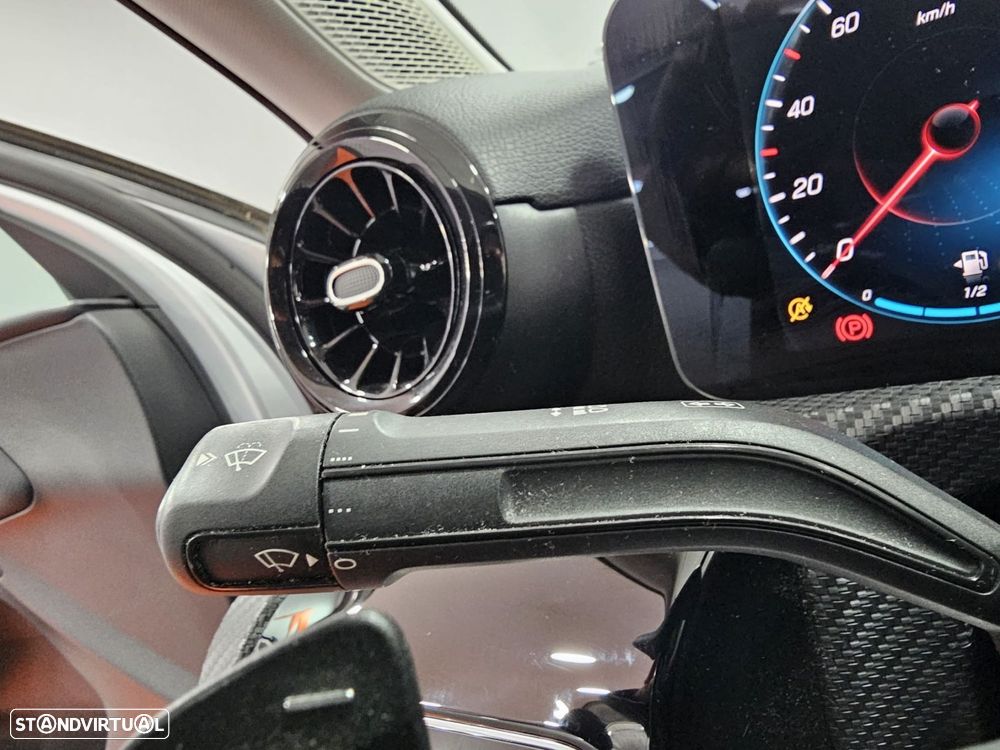 Mercedes-Benz A 180 Limousine - 17