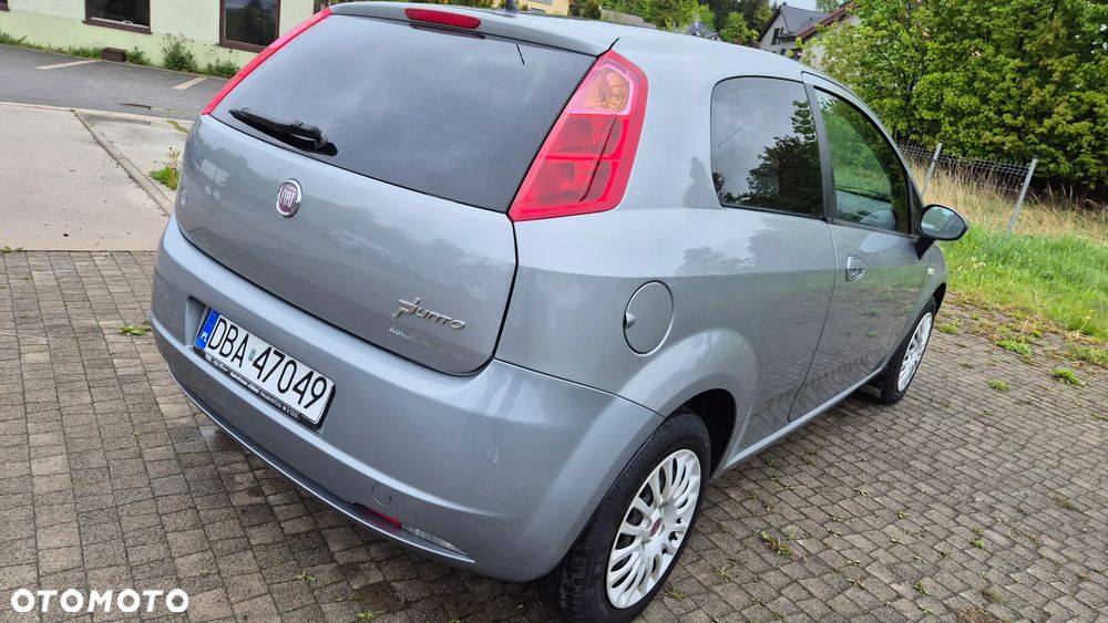 Fiat Grande Punto 1.4 16V Dynamic - 2