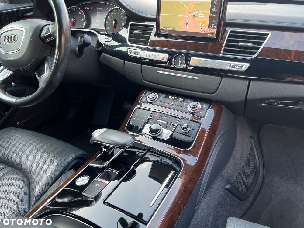 Audi A8 4.0 TFSI L Quattro - 7