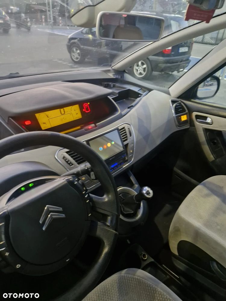 Citroën C4 Picasso 1.6 HDi Impress - 23
