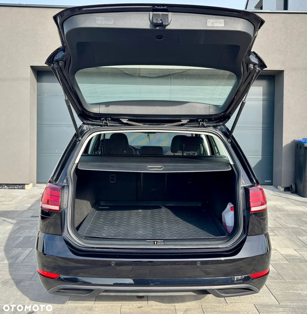 Volkswagen Golf 1.6 TDI SCR DSG Comfortline - 11