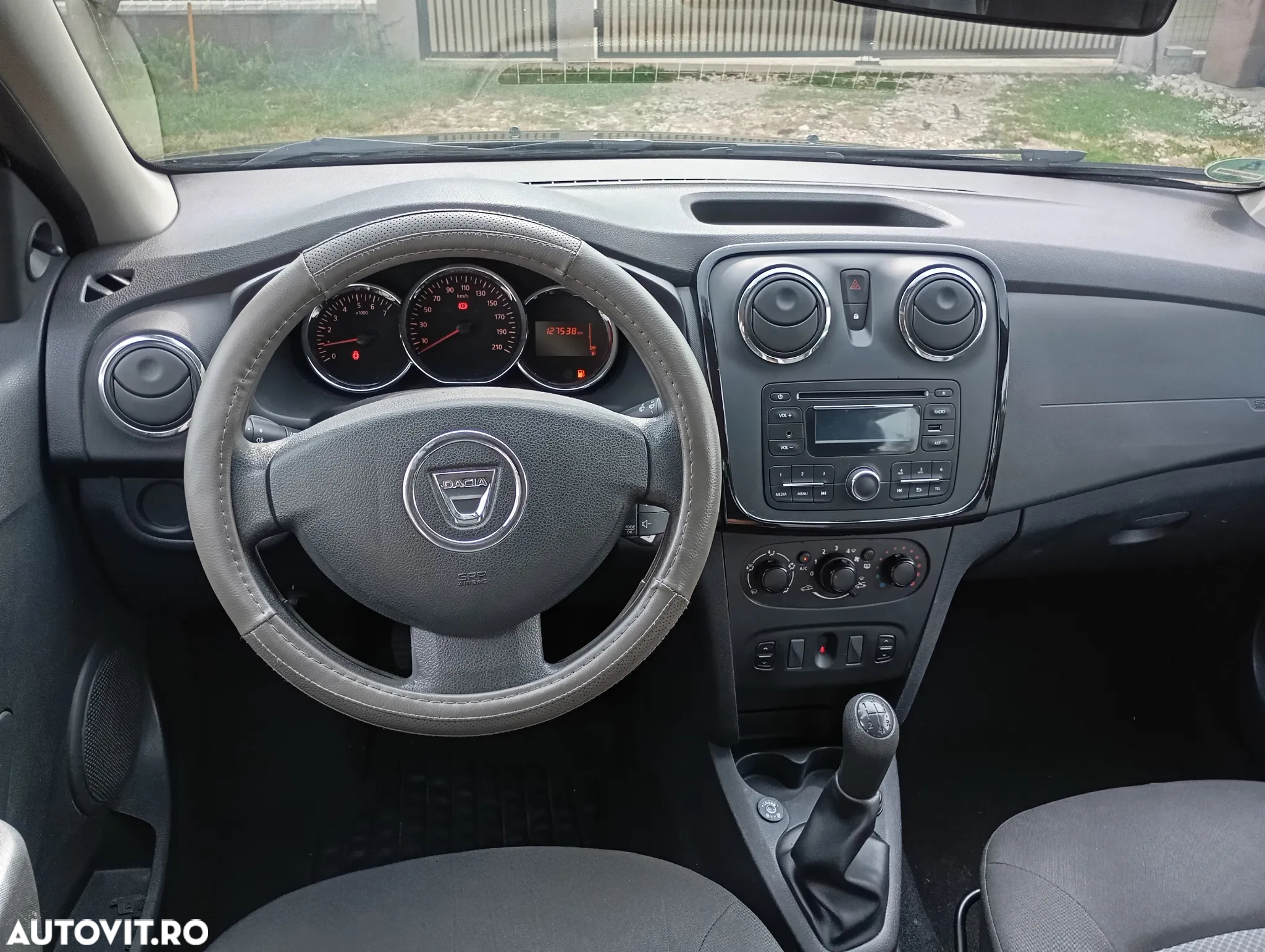 Dacia Logan MCV 1.2 16V 75 Laureate - 4