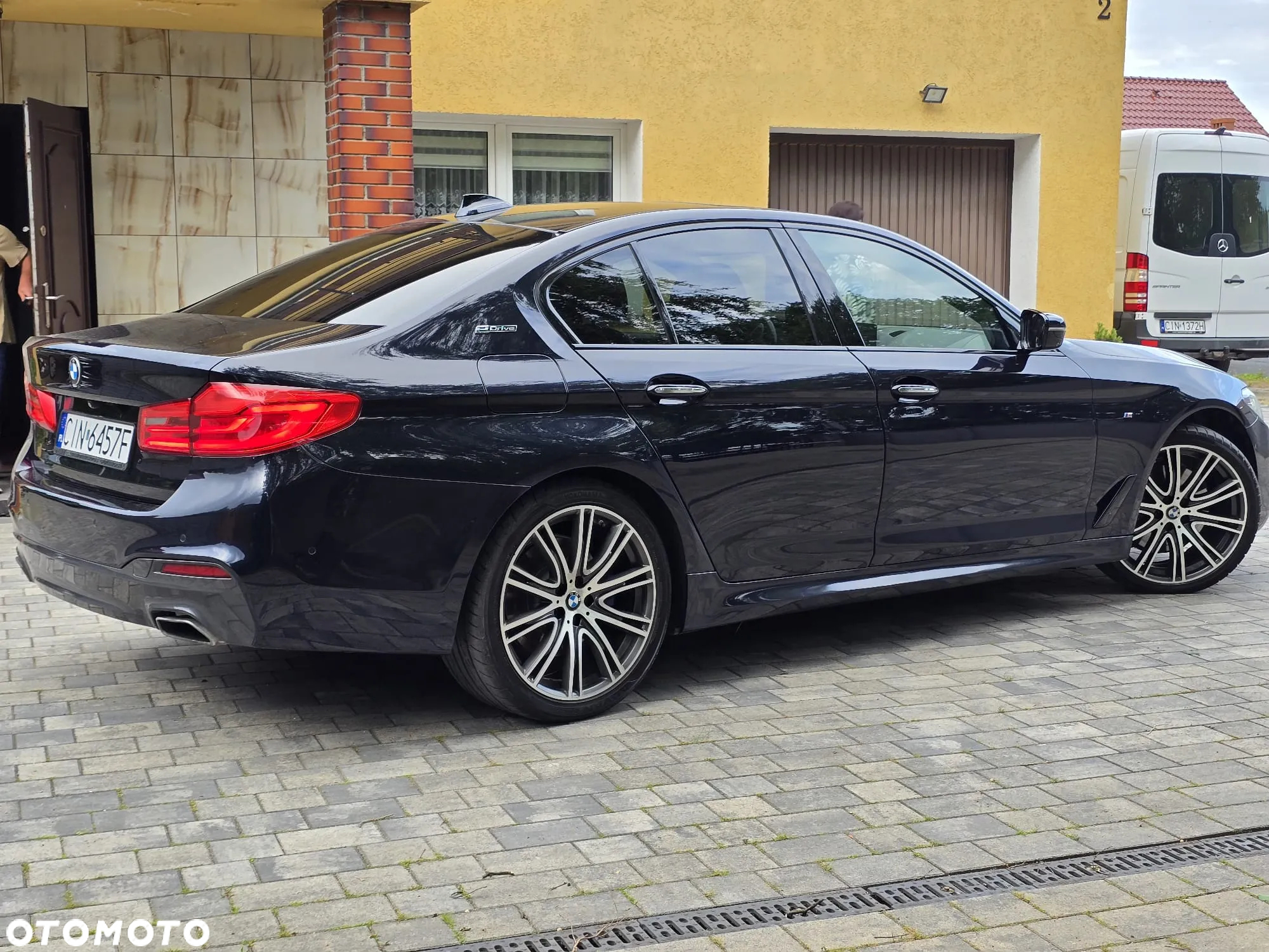 BMW Seria 5 530i - 7