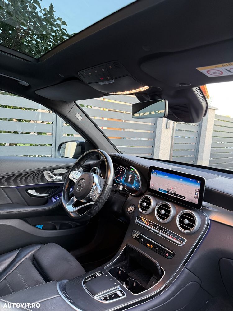 Mercedes-Benz GLC 300 de 4Matic 9G-TRONIC AMG Line Plus - 23