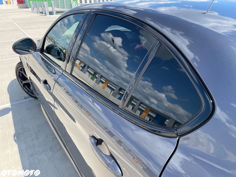 Alfa Romeo Giulia 2.0 Turbo Veloce Q4 - 19