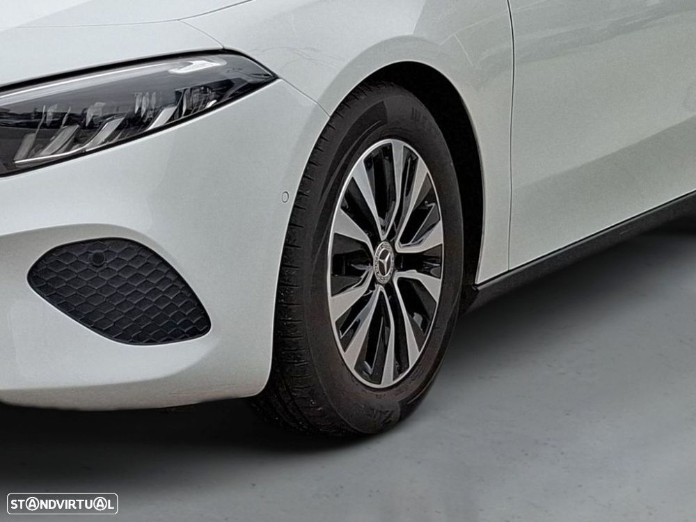 Mercedes-Benz A 200 Style Aut. - 4