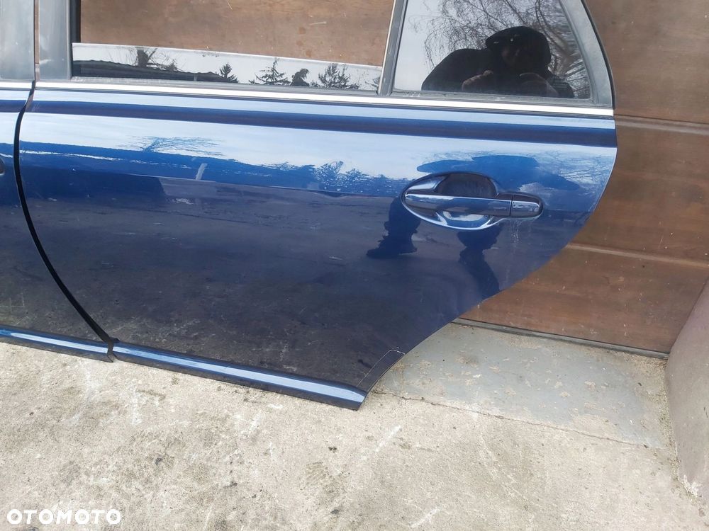TOYOTA Avensis T25 03-08 r drzwi lewy tył lewe tylne KOMBI 8P4 - 2
