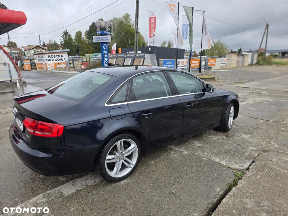 Audi A4 Limousine - 2