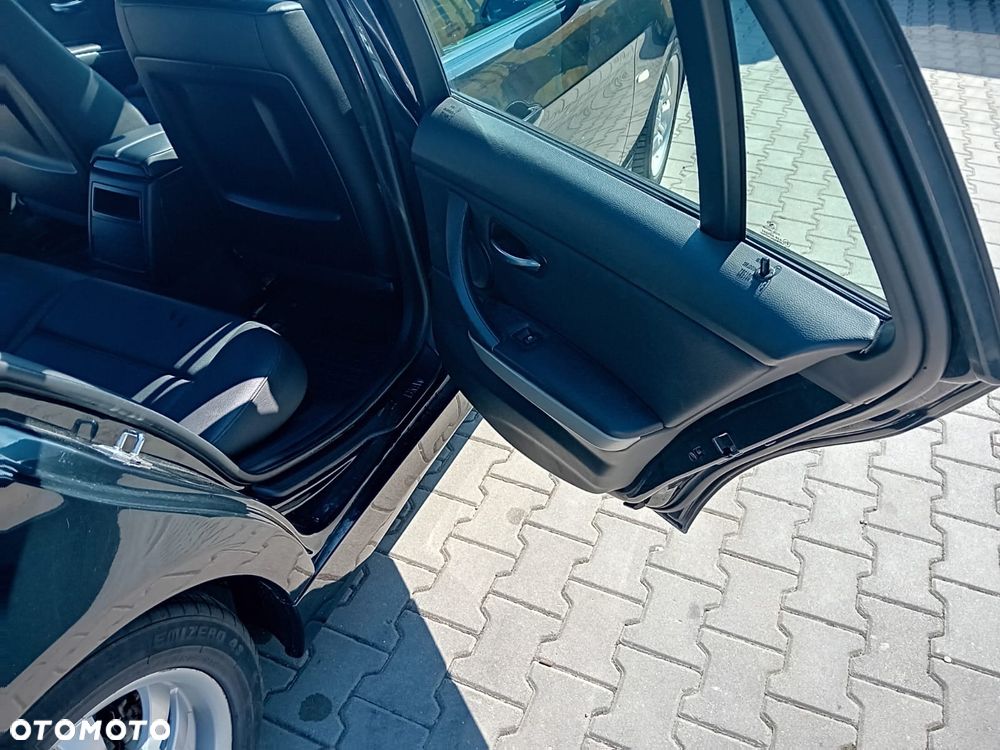 BMW Seria 3 318d - 9