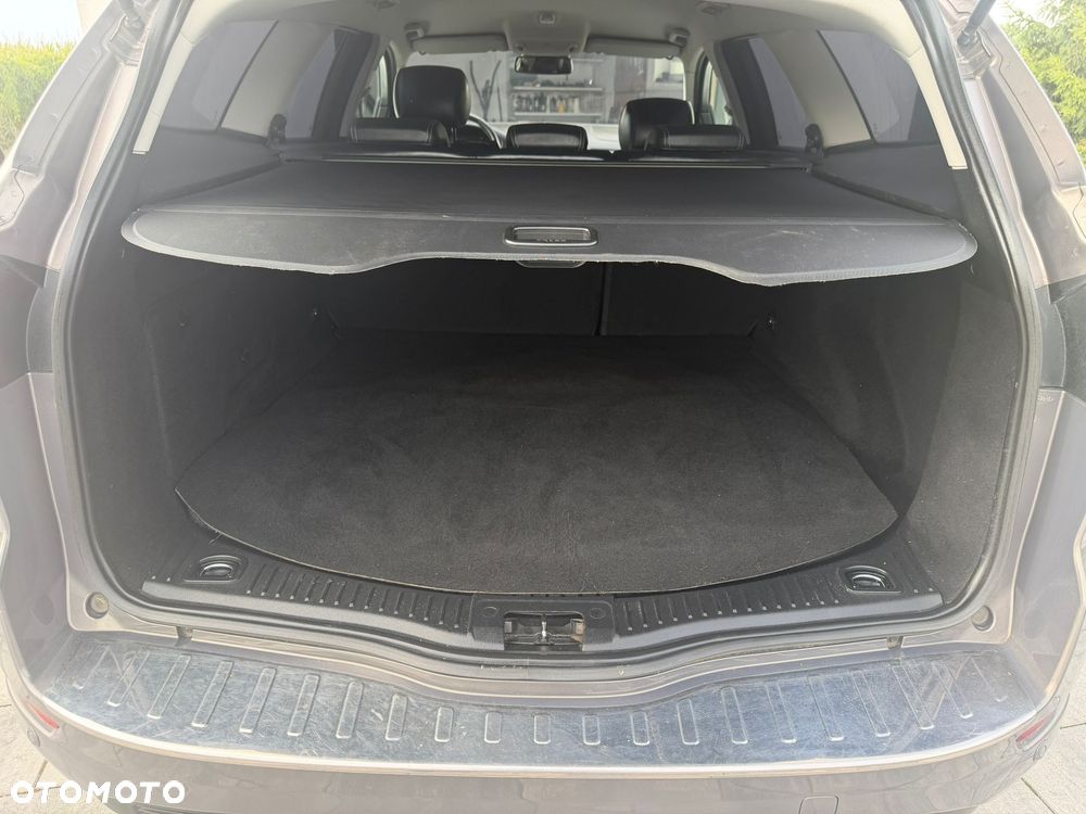Ford Mondeo - 12