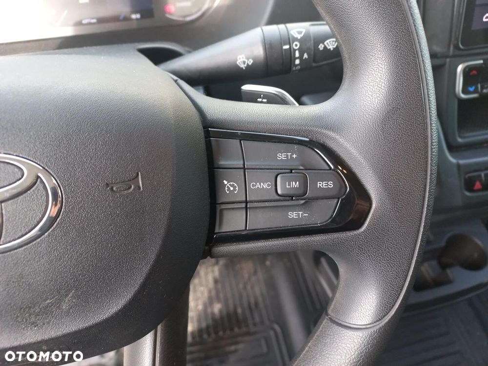 Toyota PROACE MAX - 16