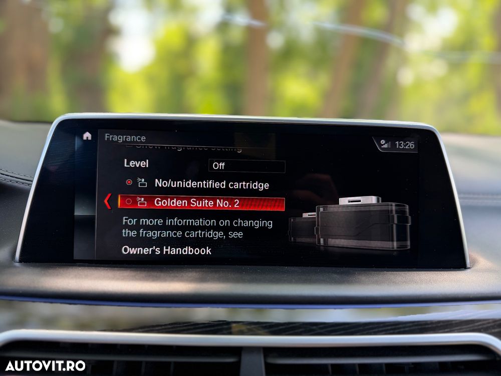 BMW Seria 7 750i xDrive Edition Exclusive - 27