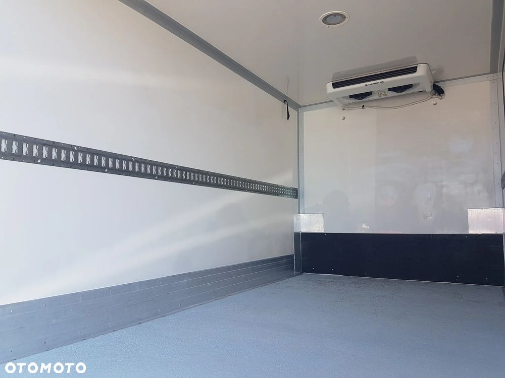 Iveco DAILY CHŁODNIA IZOTERMA AGREGAT THERMO KING V-200 MAX GRZANIE 7EP 3,68x2,10x2,10 KLIMA KRAJOWY - 20
