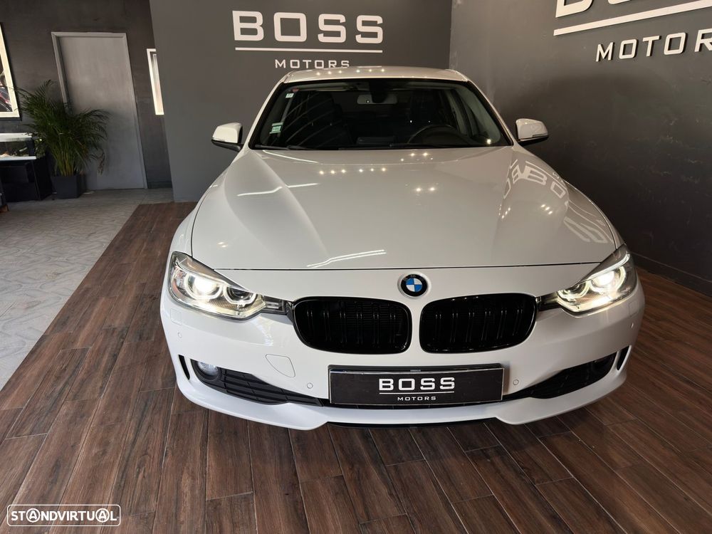 BMW 318 d Line Sport - 6