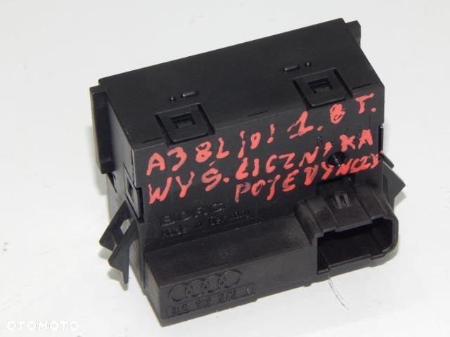 WYŚWIETLACZ LICZNIKA 8L0919272A AUDI A3 8L - 6