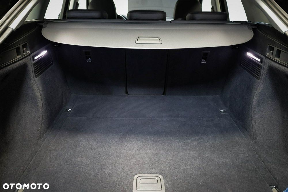 Audi Q5 Sportback - 13