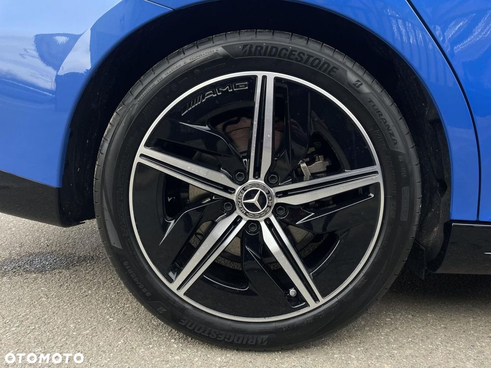 Mercedes-Benz CLA - 27
