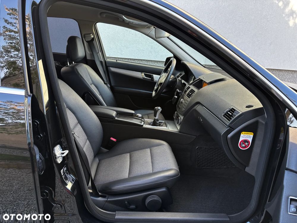 Mercedes-Benz Klasa C 180 Kompressor Avantgarde - 11