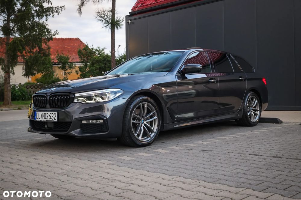 BMW Seria 5 520d xDrive M Sport sport - 10