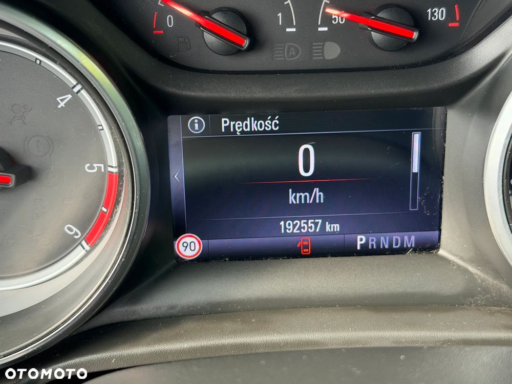 Opel Insignia - 21