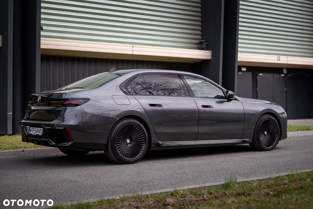 BMW Seria 7 740d xDrive mHEV Nero Lusso Edition sport - 5