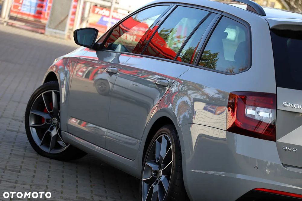 Skoda Octavia 2.0 TDI SCR 4x4 RS DSG - 16