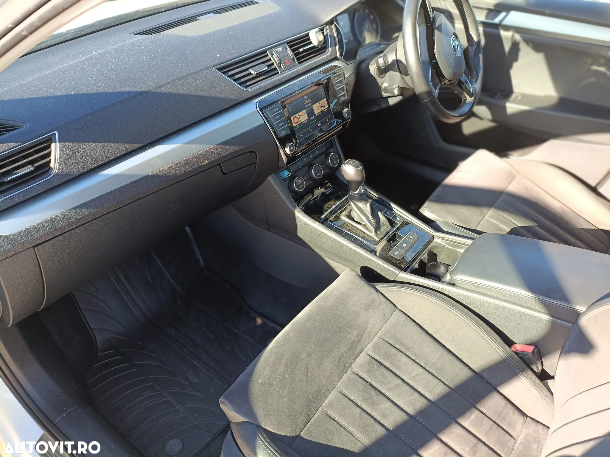Dezmembram Skoda Superb 3 - 7